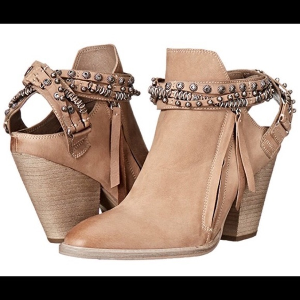 Dolce Vita Hollice Bootie 7.5 Taupe